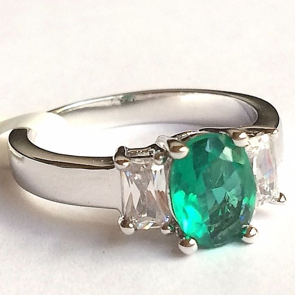 Silver Emerald Cocktail Ring Size 10 Green Cubic Zirconia Simulated Plated - Picture 5 of 11